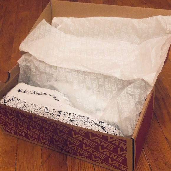 Hand painted custom vans size 8 splatter - Picture 6 of 7